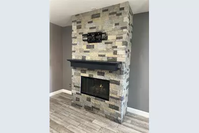 17175 Monterrey Pines Lane, Canyon Country, CA 91387 - Photo 10