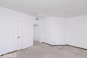 15455 Sherman Way, Van Nuys, CA 91406 - Photo 8