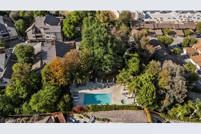 24837 Apple Street #B, Newhall, CA 91321 - Photo 32