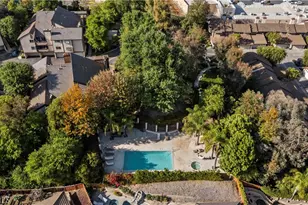 24837 Apple St, Newhall, CA 91321 - Photo 32