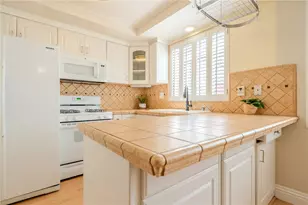 27666 Nugget Dr, Canyon Country, CA 91387 - Photo 10