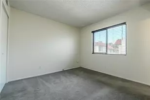 27666 Nugget Dr, Canyon Country, CA 91387 - Photo 24