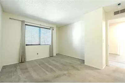 27666 Nugget Drive #3, Canyon Country, CA 91387 - Photo 18