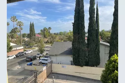 12720 Burbank Boulevard #311, Valley Village, CA 91607 - Photo 14