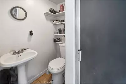 6933 Etiwanda Avenue, Reseda, CA 91335 - Photo 32