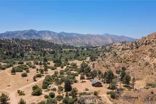 3151 Castle Crk Rd, Maricopa, CA 93252 - Photo 2