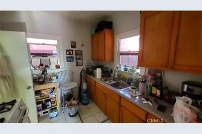 1713 S Berendo Street, Los Angeles, CA 90006 - Photo 16