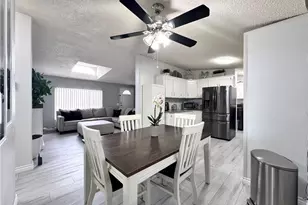 20401 Soledad Canyon Rd, Canyon Country, CA 91351 - Photo 12