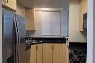 7826 Topanga, Canoga Park, CA 91304 - Photo 42