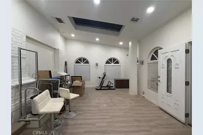 660 W 7th Street, San Pedro, CA 90731 - Photo 4