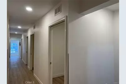 660 W 7th Street, San Pedro, CA 90731 - Photo 10