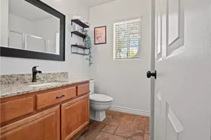 21741 Jeffers Ln, Saugus, CA 91350 - Photo 10