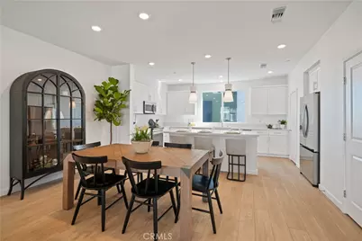 27319 Bear Creek Lane, Valencia, CA 91381 - Photo 4