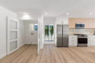 5540 Franrivers Avenue, Woodland Hills, CA 91367 - Photo 28