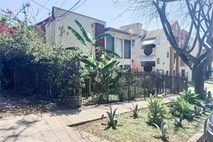 636 Robinson St, Los Angeles, CA 90026 - Photo 2
