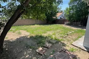 15258 La Valle St, Sylmar, CA 91342 - Photo 16