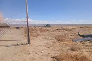 32292 Neuralia Rd, Cantil, CA 93519 - Photo 8