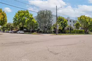 930 California Ave, Santa Monica, CA 90403 - Photo 2