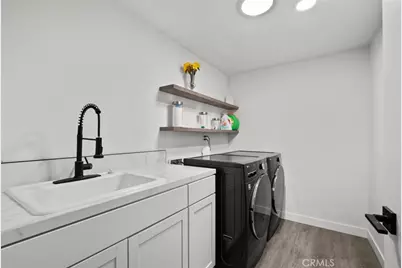 17441 Rayen Street, Sherwood Forest, CA 91325 - Photo 34