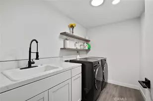 17441 Rayen St, Sherwood Forest, CA 91325 - Photo 34