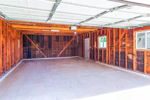 22016 Schoolcraft St, Canoga Park, CA 91303 - Photo 26