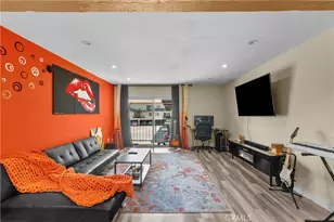 5460 White Oak Ave, Encino, CA 91316 - Photo 4