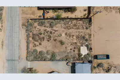 8424 Underwood Avenue, California City, CA 93505 - Photo 6