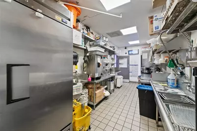 106 W California Avenue, Glendale, CA 91203 - Photo 20
