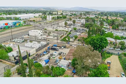 15723 Kadota Street, Sylmar, CA 91342 - Photo 34