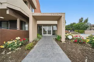 7826 Topanga Canyon Blvd, Canoga Park, CA 91304 - Photo 2