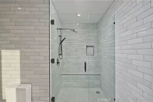 5099 Llano Dr, Woodland Hills, CA 91364 - Photo 56