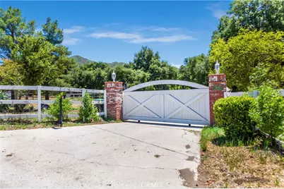 15548 Iron Canyon Road, Canyon Country, CA 91387 - Photo 4