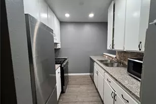 21000 Parthenia St, Canoga Park, CA 91304 - Photo 2