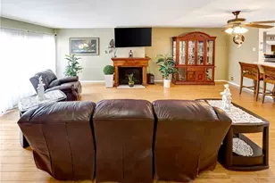 7226 Jordan Ave, Canoga Park, CA 91303 - Photo 2