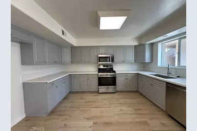 6446 Woodley Avenue #3, Lake Balboa, CA 91406 - Photo 12