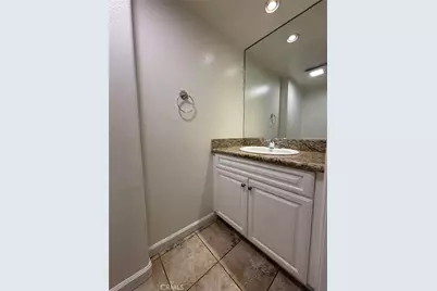 6446 Woodley Avenue #3, Lake Balboa, CA 91406 - Photo 18