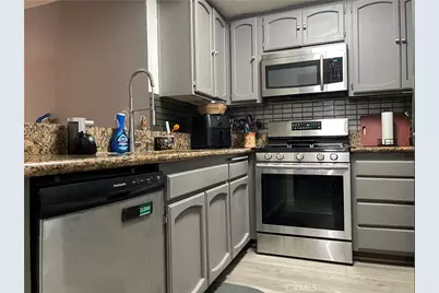 7800 Topanga Canyon Boulevard #208, Canoga Park, CA 91304 - Photo 12