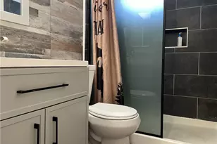 7800 Topanga Canyon Blvd, Canoga Park, CA 91304 - Photo 18