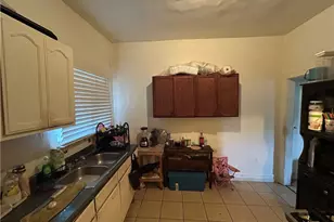 1026 E 23rd St, Los Angeles, CA 90011 - Photo 10