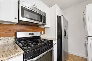 1944 Chariton St, Los Angeles, CA 90034 - Photo 18