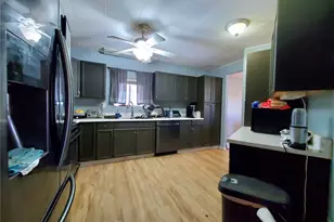 18540 Soledad Canyon Rd, Canyon Country, CA 91351 - Photo 10