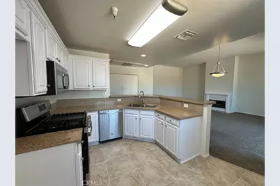 7551 Jordan Avenue #405, Canoga Park, CA 91303 - Photo 10