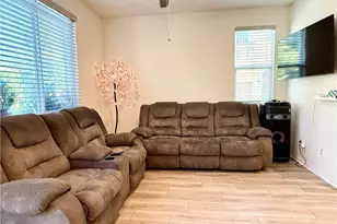 9758 N Abrego Ct, Panorama City, CA 91402 - Photo 26