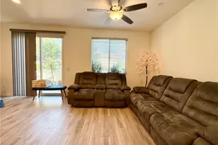 9758 N Abrego Ct, Panorama City, CA 91402 - Photo 12