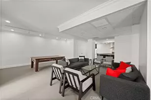 950 N Kings Road, West Hollywood, CA 90069 - Photo 18