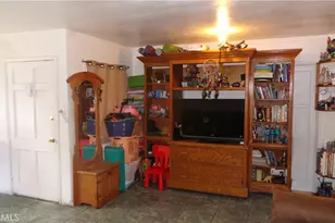 13912 Daventry St, Pacoima, CA 91331 - Photo 4