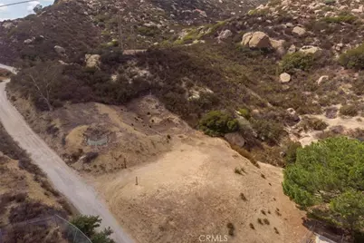 7815 Mesa Drive, Simi Valley, CA 93063 - Photo 22
