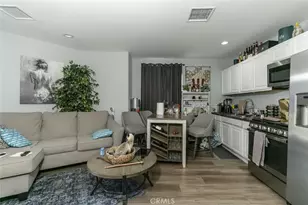 10615 San Fernando Rd, Pacoima, CA 91331 - Photo 30