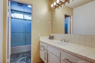 5454 Zelzah Ave, Encino, CA 91316 - Photo 10