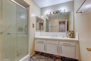 5454 Zelzah Ave, Encino, CA 91316 - Photo 16